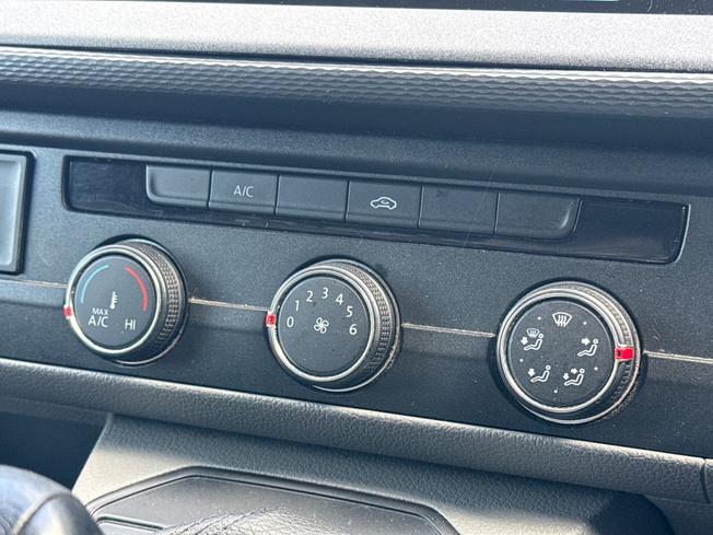 VOLKSWAGEN Transporter Photo 56