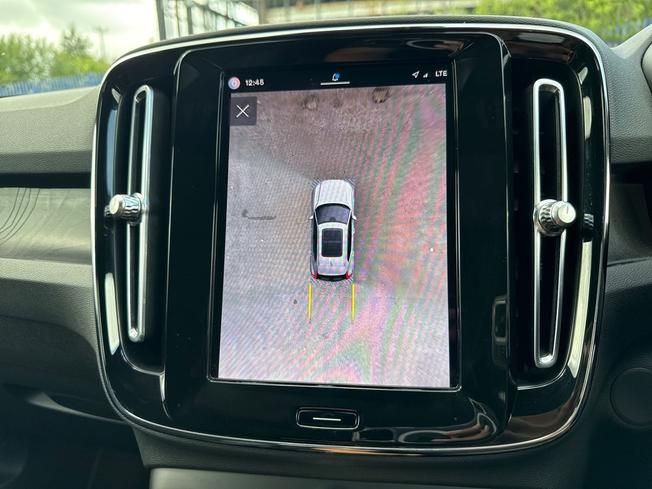 VOLVO Xc40 Photo 42