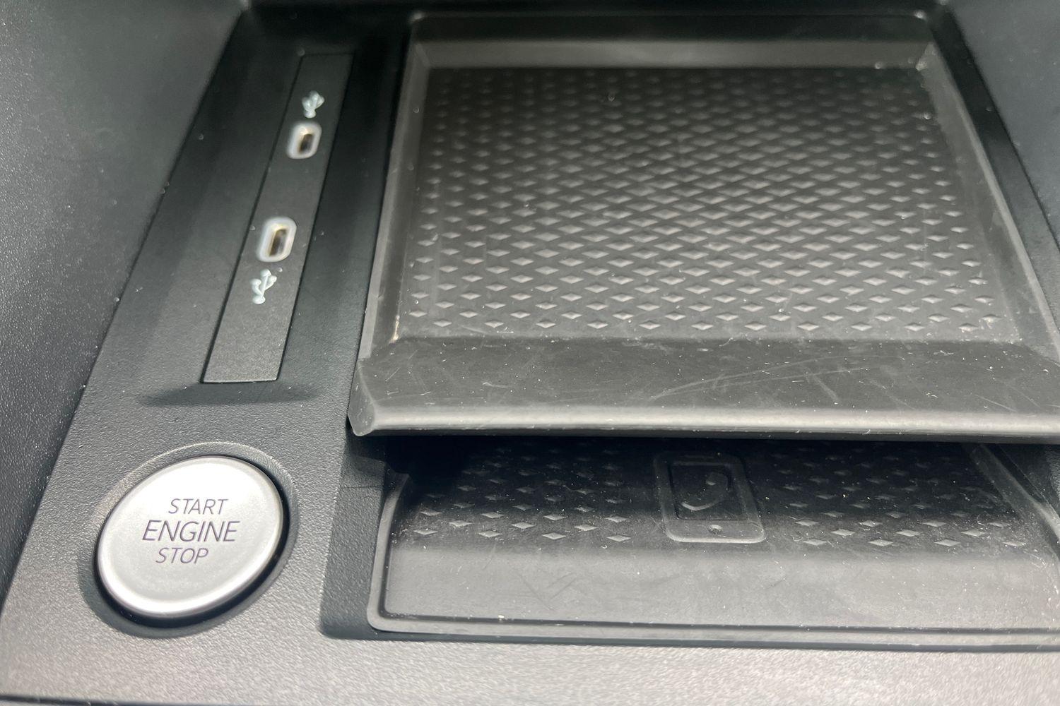 Ford TRANSIT CONNECT Photo 20