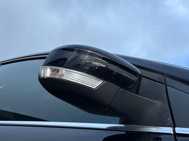 FORD Focus Photo 25
