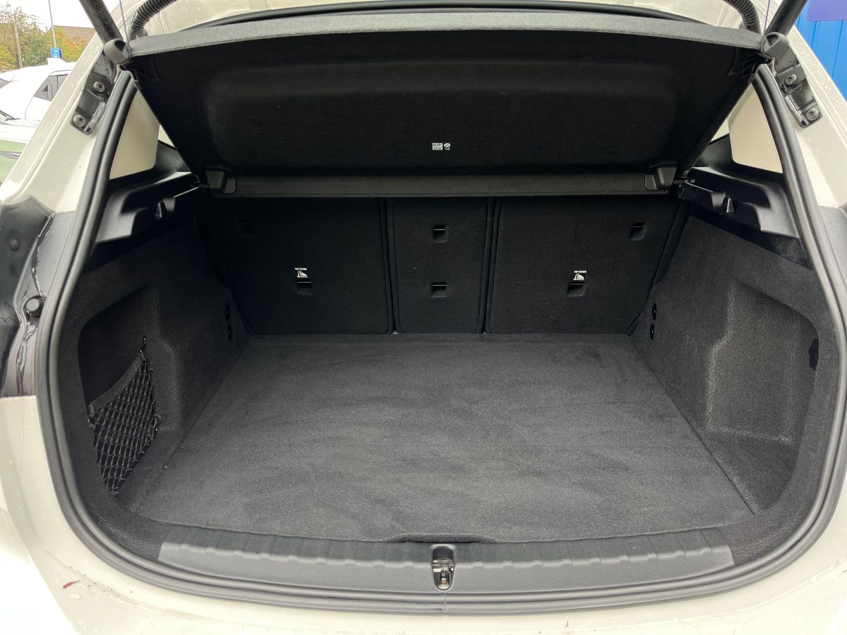 BMW 2 Series Active Tourer Photo 22