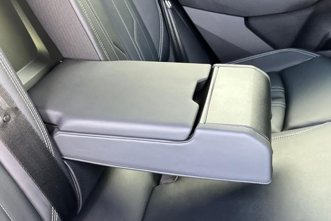 AUDI Q8 E-Tron Photo 39