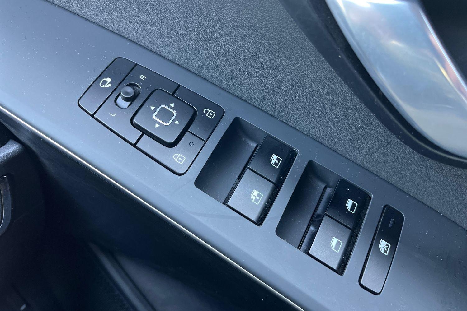 Kia NIRO Photo 15