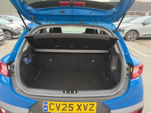 Kia STONIC Photo autoimg-d3c5bab41c4c7ae1d43b14b6650cd28e0fb072f3.jpg