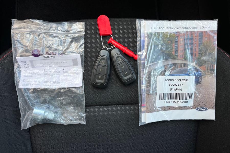 Ford Focus Photo autoimg-d3cab3715dad2a94a562da1ec99428926314e379.jpg