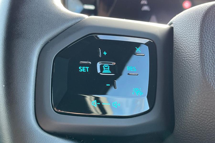 Ford EXPLORER Photo autoimg-d3cd42491e4bb94589303919ff82917e9d52bac0.jpg