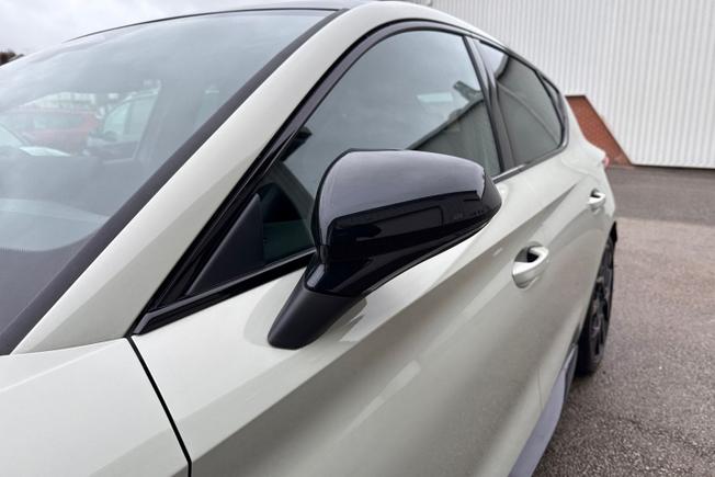 CUPRA Leon Photo 27