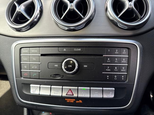 MERCEDES-BENZ Gla Photo 34