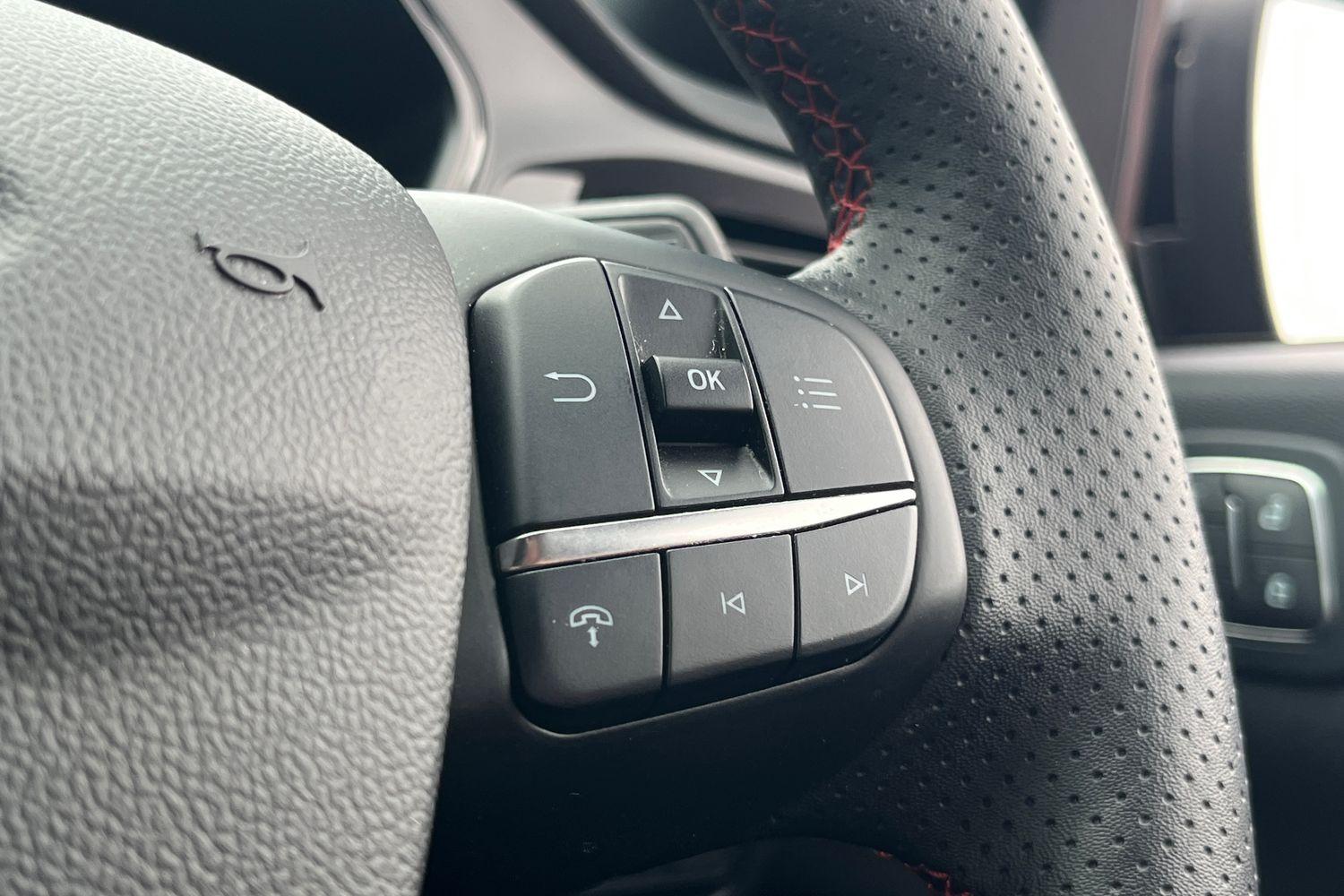 Ford KUGA Photo 39