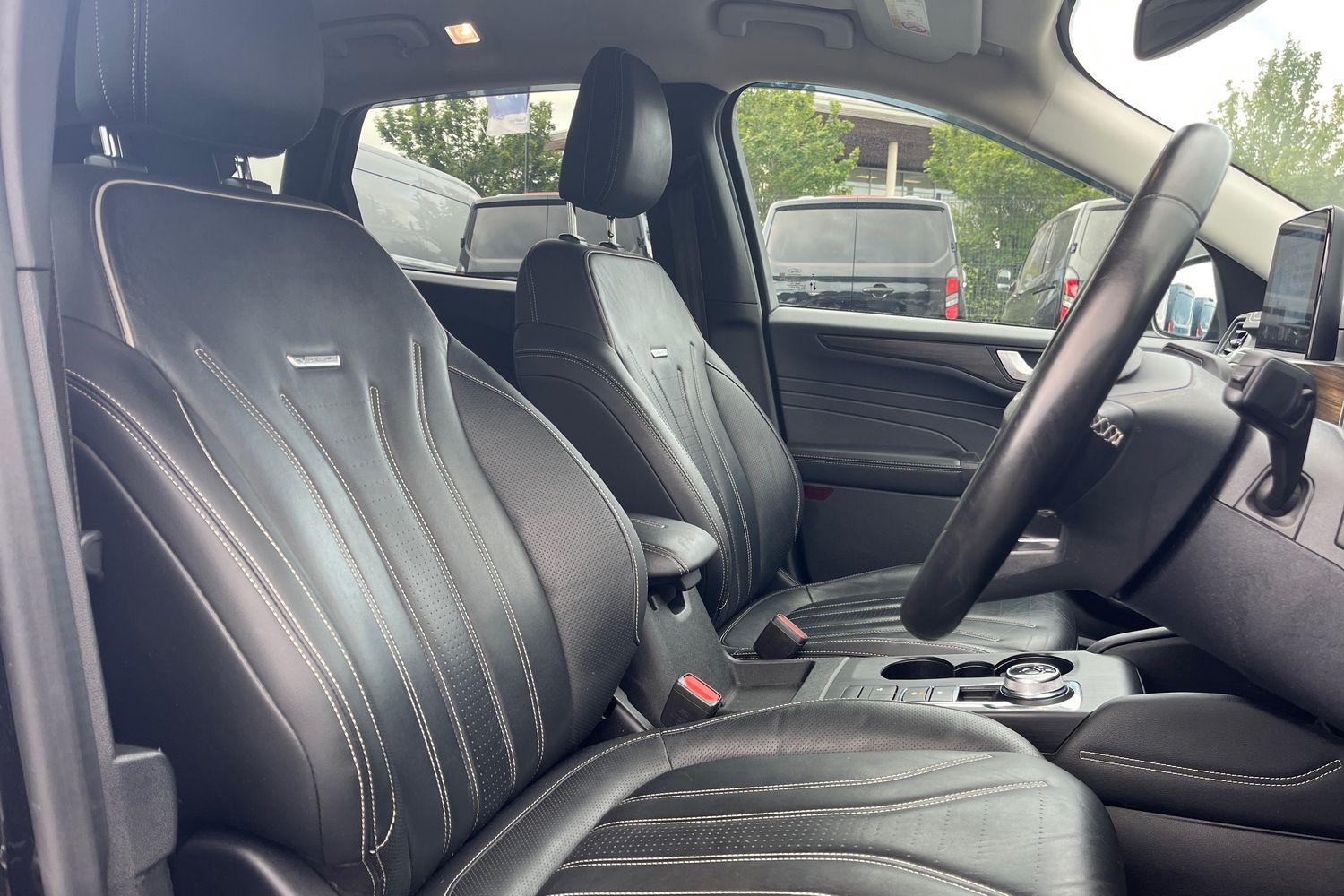 Ford KUGA Photo 16