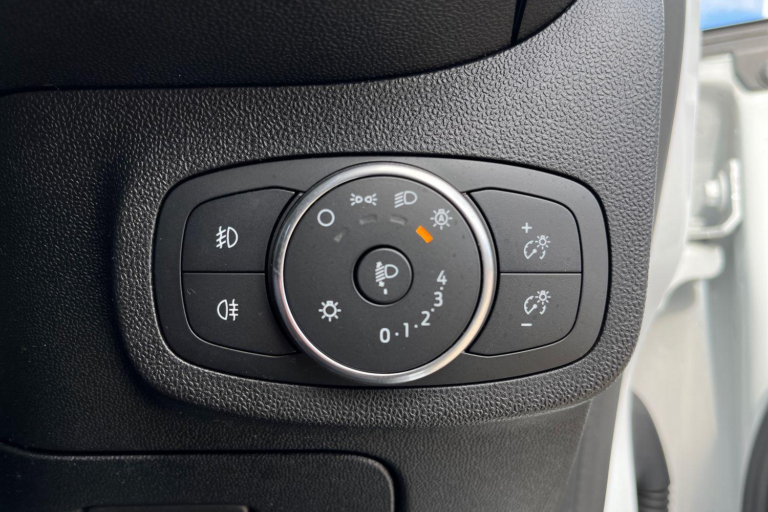 Ford Fiesta Photo 27