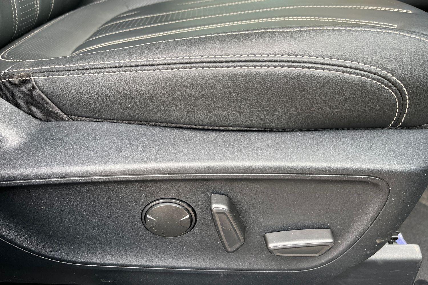 Ford KUGA Photo 34