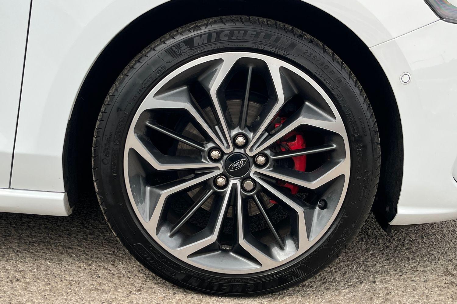 Ford Focus Photo 7