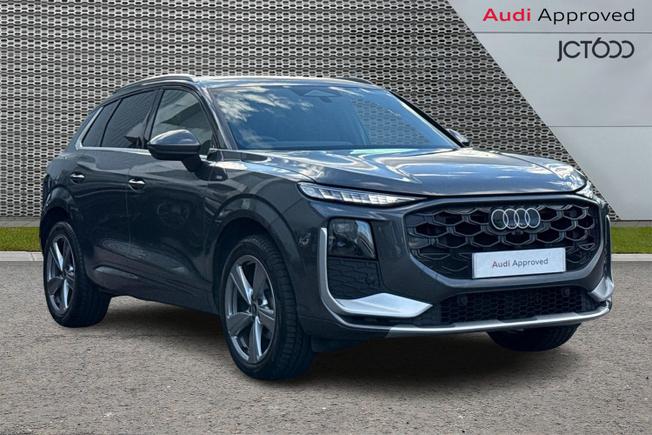 AUDI Q3 Photo 1