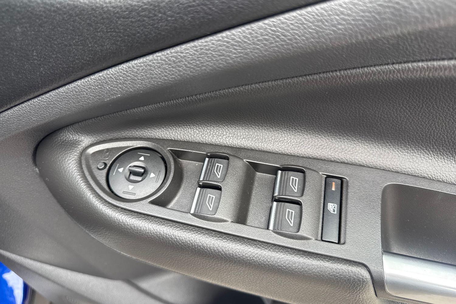 Ford KUGA Photo 15