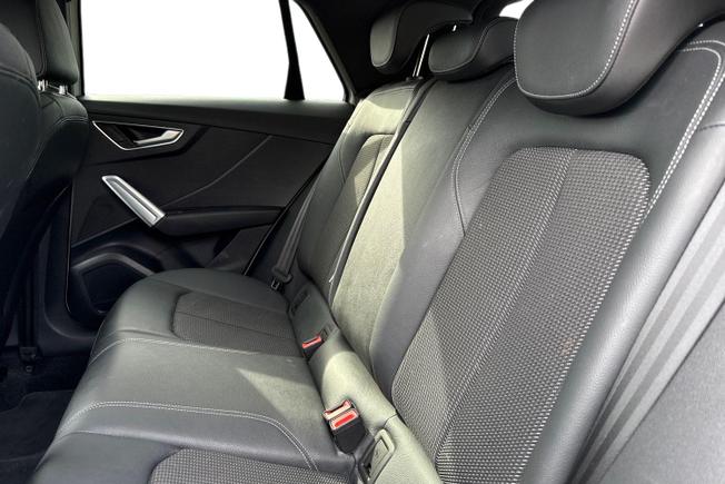 AUDI Q2 Photo 9
