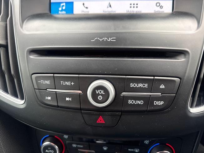 FORD Focus Photo 23