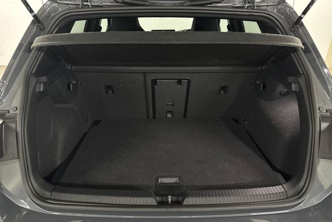Volkswagen Golf Photo 12