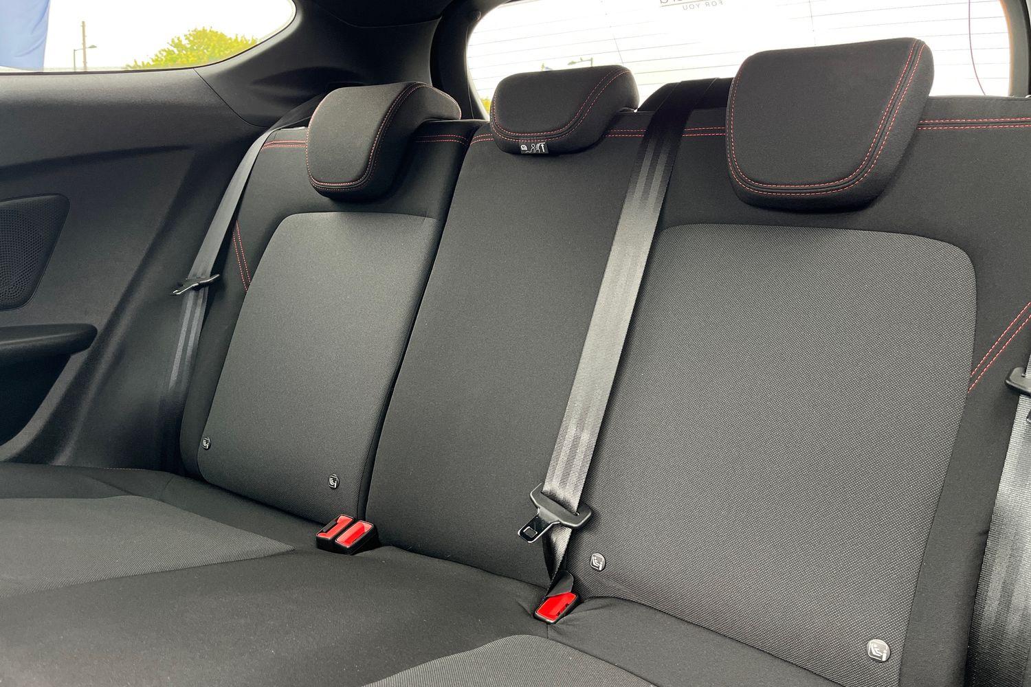 Ford Fiesta Photo 19