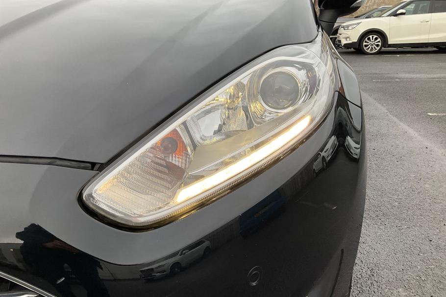 Used Ford FIESTA VFZ3009 37