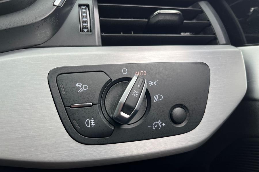 Audi A5 Photo autoimg-d3e92b83a2e76ef6afe2a853919e5365762e4eaf.jpg