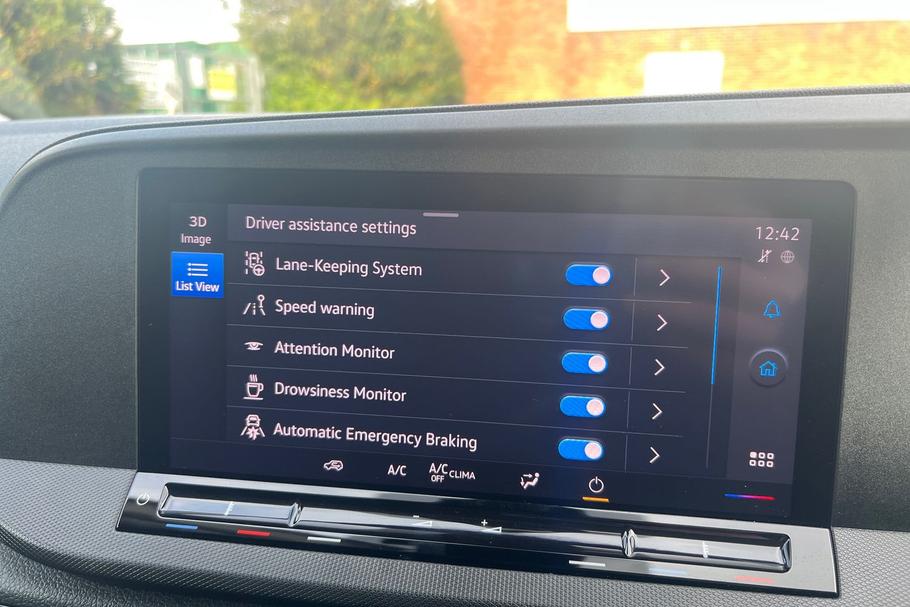 Used FORD TRANSIT CONNECT HS25CHD 16