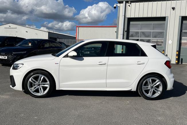 Audi A1 Photo 27