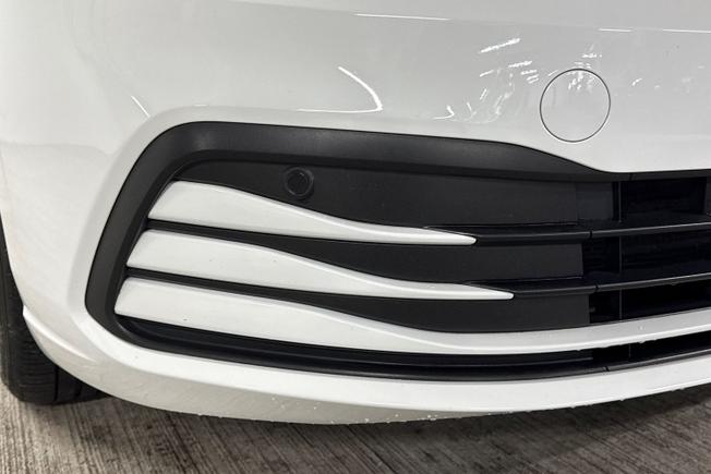 VOLKSWAGEN Golf Photo 33
