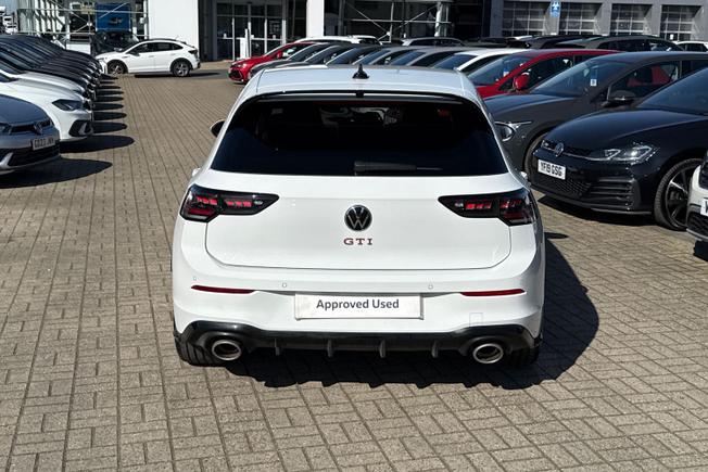Volkswagen Golf Photo 29
