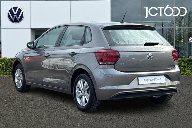 VOLKSWAGEN Polo Photo 3