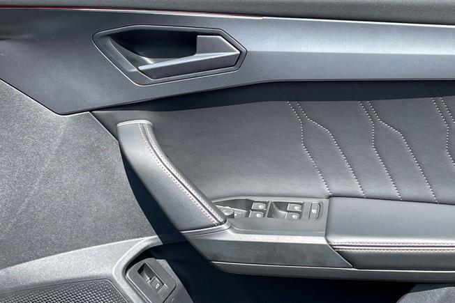 CUPRA Formentor Photo 23