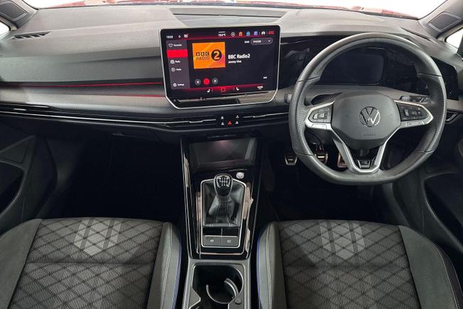 VOLKSWAGEN Golf Photo 10