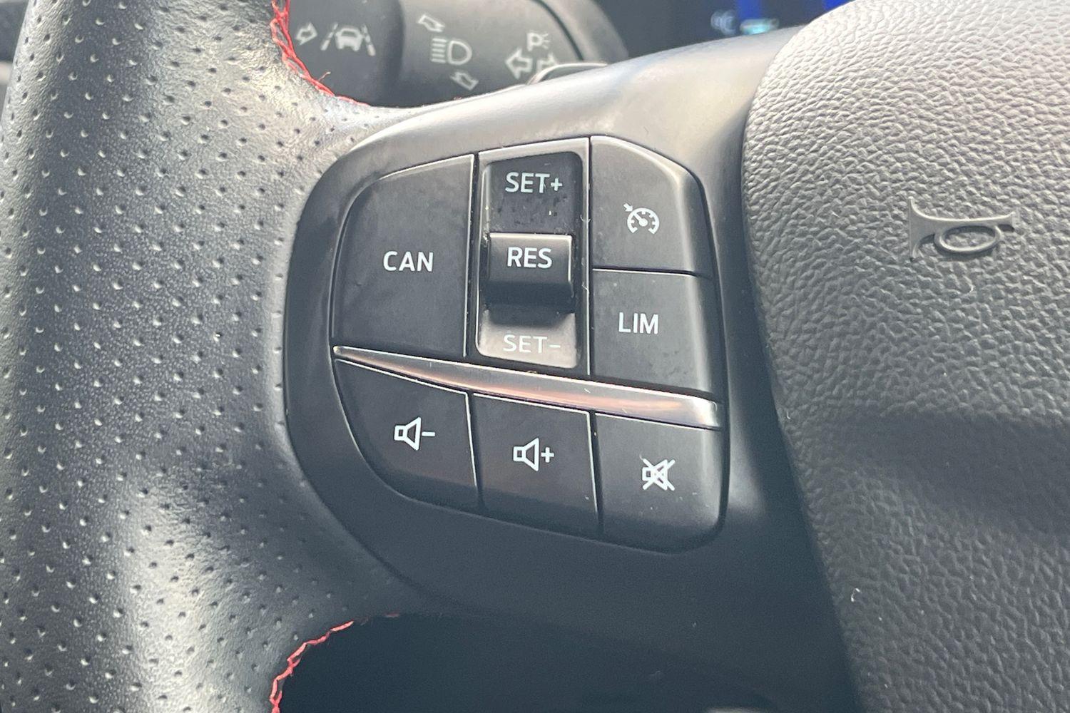 Ford Focus Photo 31