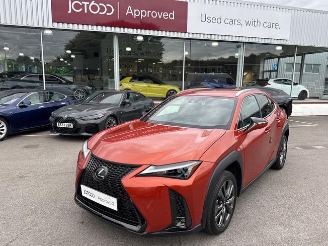 LEXUS Ux Photo 29