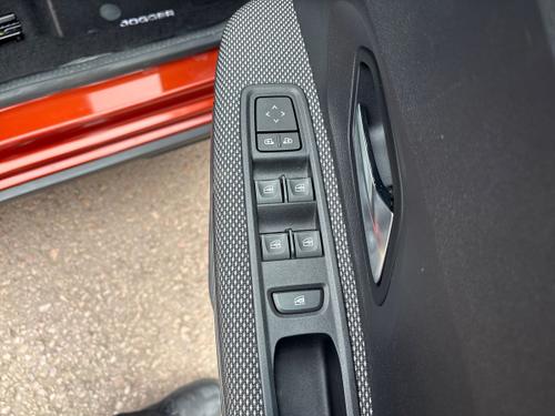 Dacia JOGGER Photo autoimg-d3fce0990bbfcec0ae0118f12965a5790090bbb7.jpg