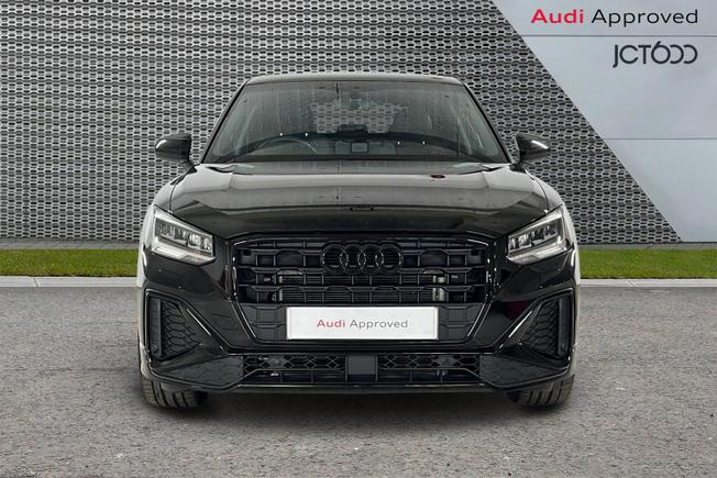 AUDI Q2 Photo 8