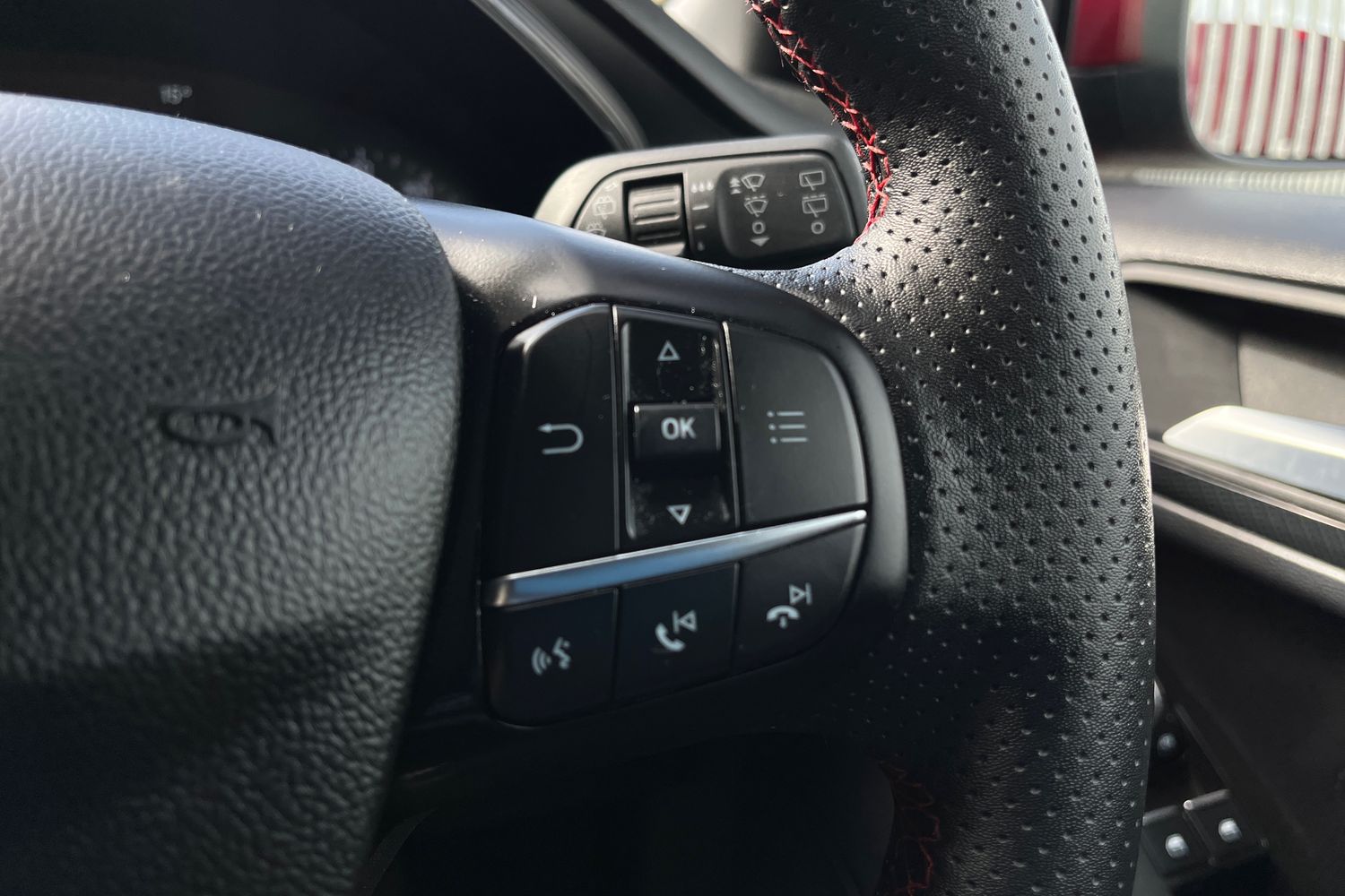 Ford FOCUS Photo 26