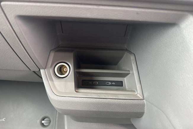 Volkswagen Crafter Photo 28