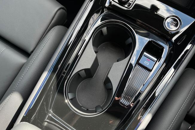 AUDI Q3 Photo 24