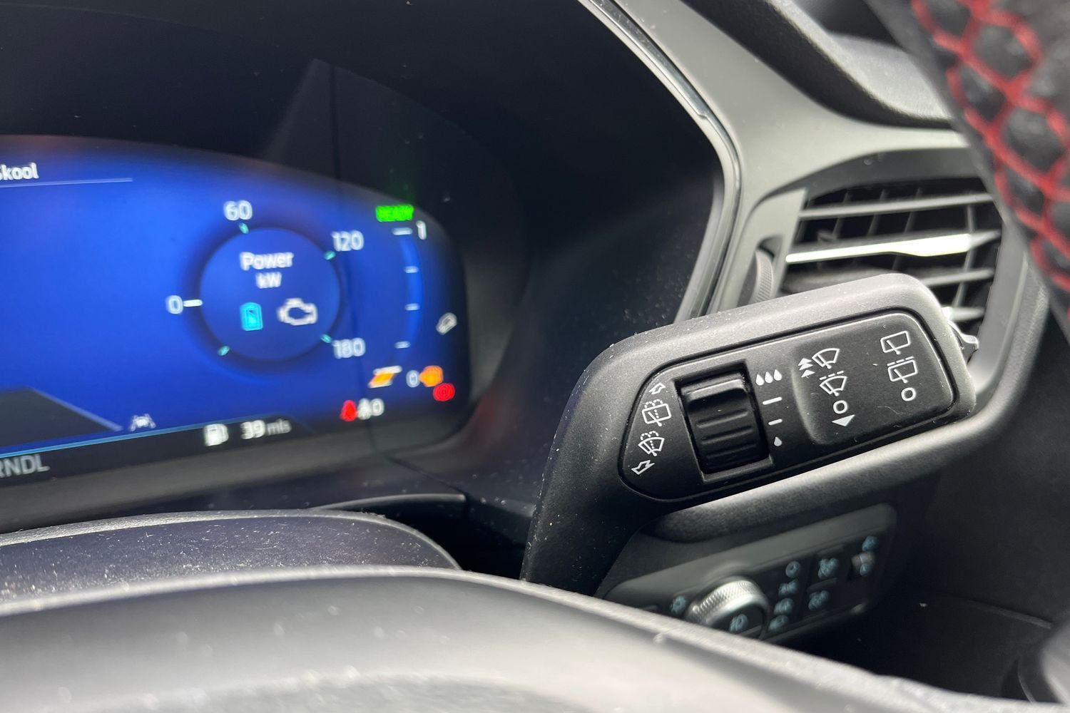 Ford KUGA Photo 14