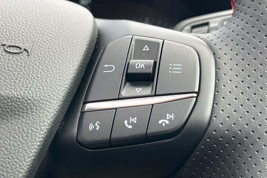Ford FOCUS Photo autoimg-d408f5152f57ab7d0cd54468946b325d851b0d0d.jpg