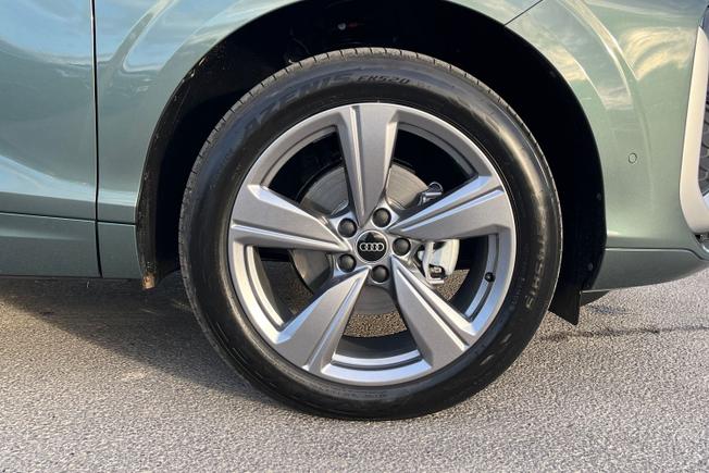 AUDI Q3 Photo 5