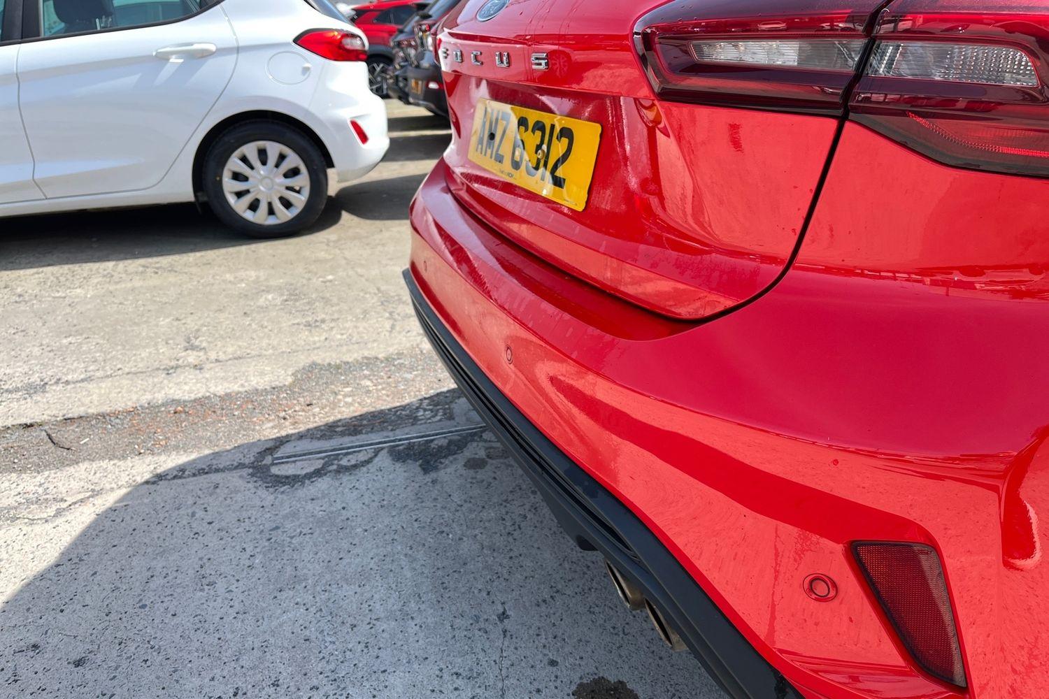 Ford FOCUS Photo 39