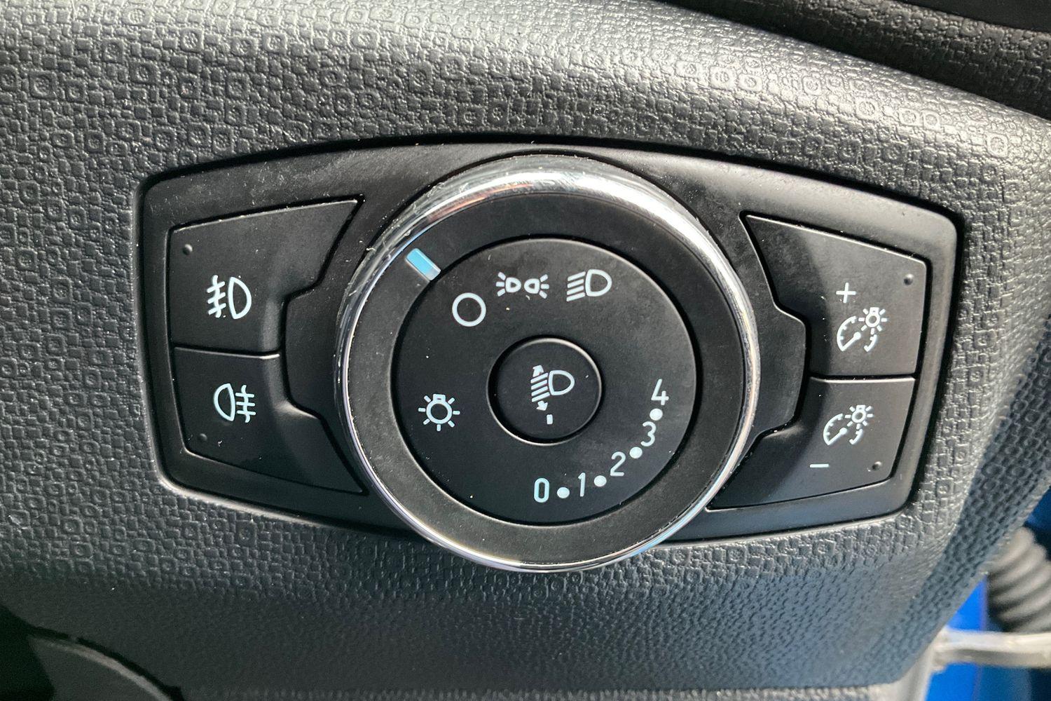 Ford ECOSPORT Photo 31