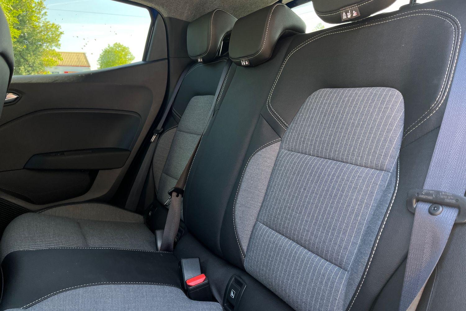 RENAULT CLIO Photo 19