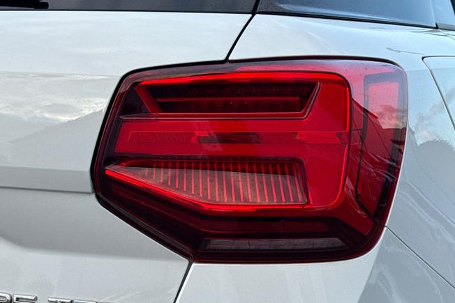 Audi Q2 Photo 19