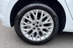 SEAT Ibiza Photo 5