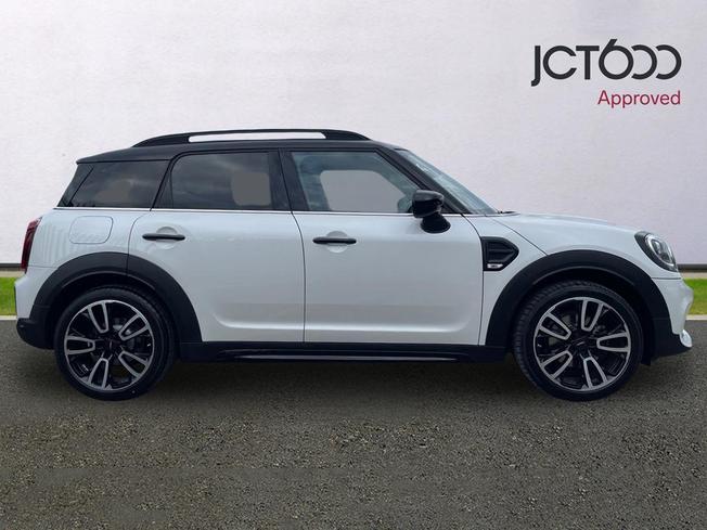 MINI COUNTRYMAN Photo 4