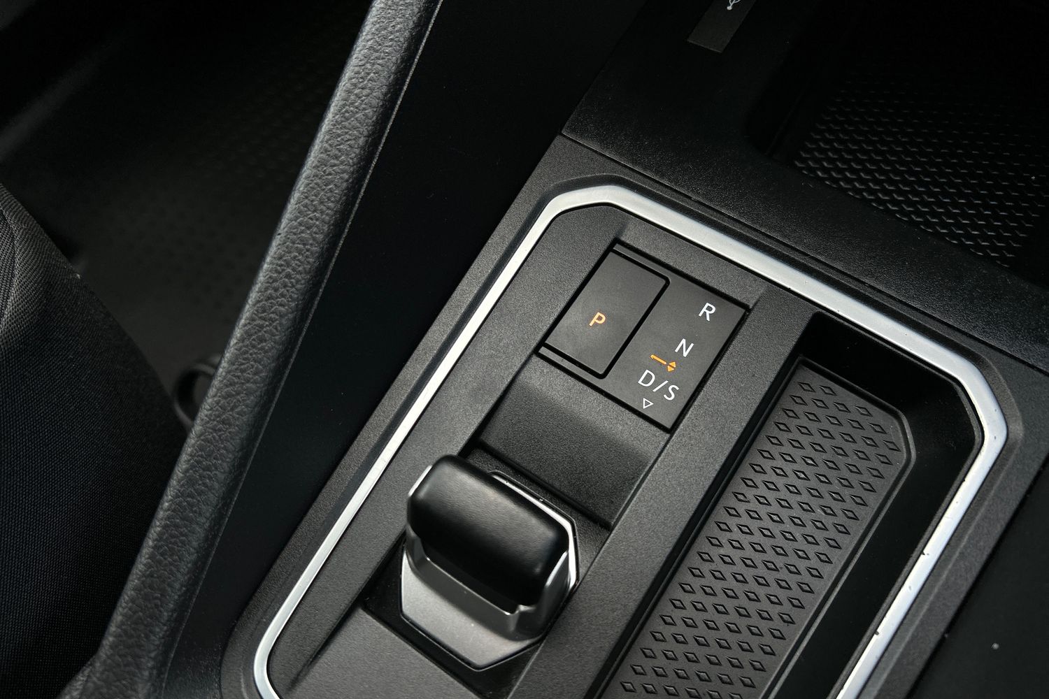 Ford TRANSIT CONNECT Photo 35