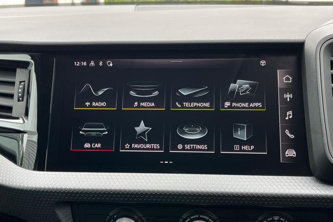 AUDI A1 Photo 14